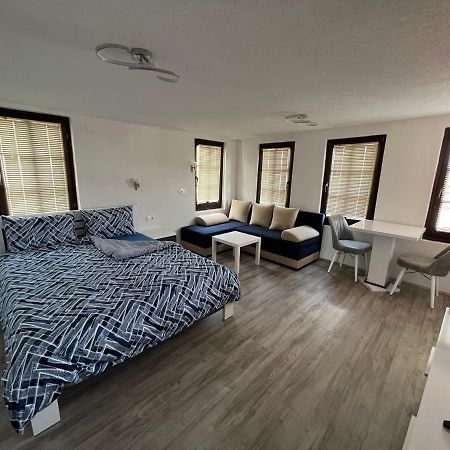 Patche Residence - A Wine Cellar Hideaway In The Historic Home Of Revolutionary Metodi Patche Ohrid Exterior foto